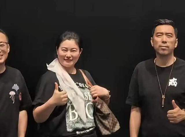 45岁于娜复出泪崩！AI画像撞脸病逝丈夫，五年姐弟恋救赎太好哭（组图） - 9