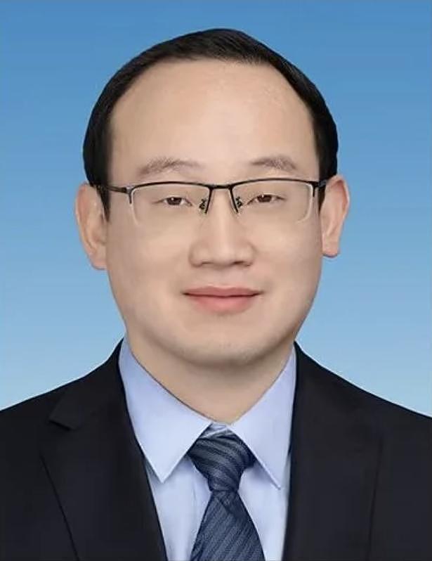 江西的“两面人”金晖被扒!两个月前还吹嘘自己,如今结局堪忧(组图) - 2