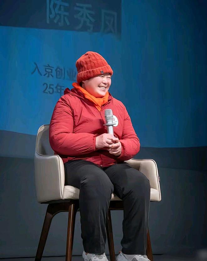 “鹅腿阿姨”塌房了，家庭月收入5万，清北学生吃了几年鸭腿 - 1