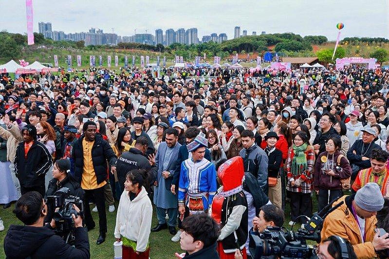 介绍媳妇奖励1000元！河南村支书“脱单悬赏”为光棍征婚（组图） - 4