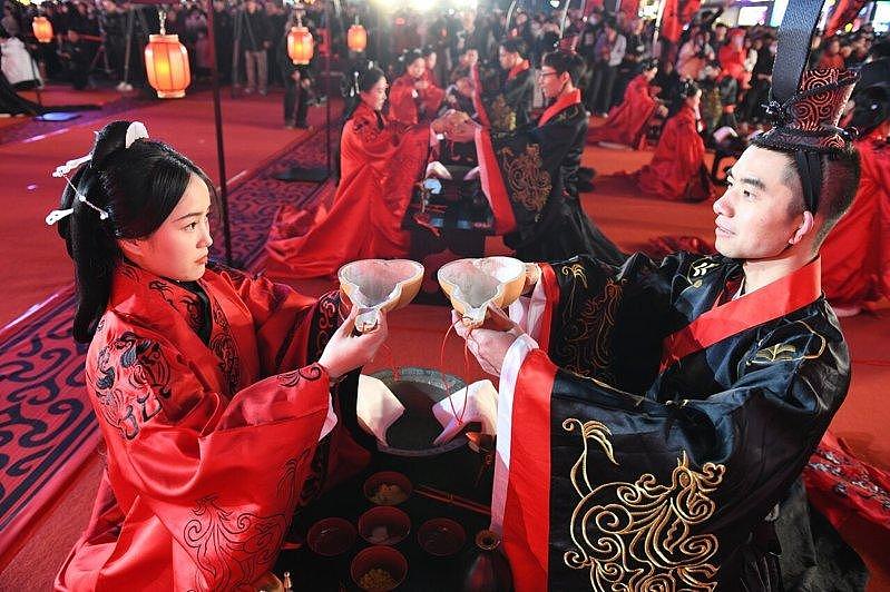 介绍媳妇奖励1000元！河南村支书“脱单悬赏”为光棍征婚（组图） - 9