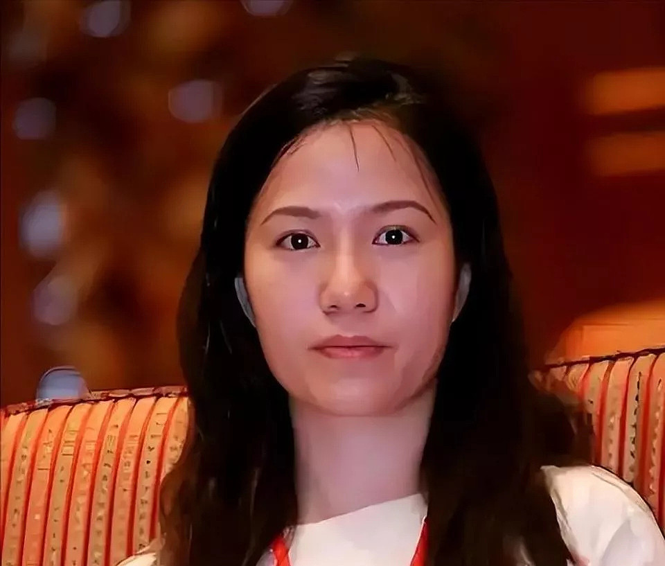 杨振宁走后半年,50岁翁帆喝酒骑马潇洒似少女(组图) - 2