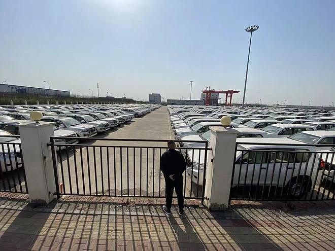 大众汽车启动大规模重组:年底前在德国裁员1.9万人,2030年将超2.8万人(组图) - 4