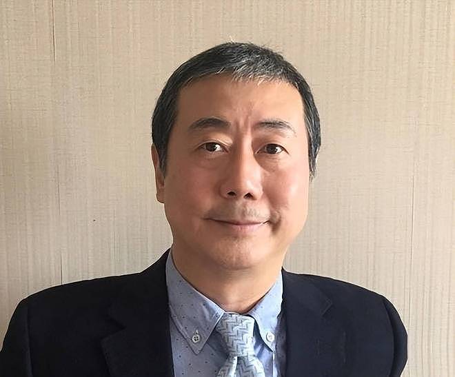 私生活混乱,从央视主持到劳改犯,如今靠直播打赏讨生活(组图) - 11