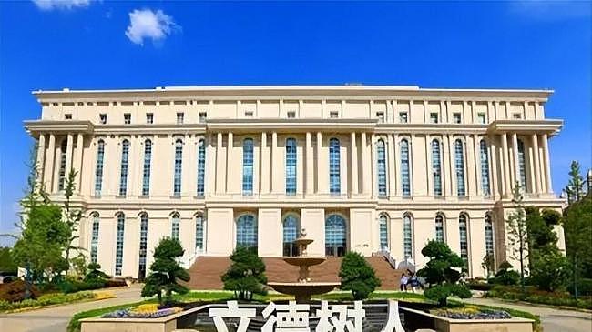 郑州教师课堂贬低学生,后者崩溃怒吼!校方回应遭质疑(组图) - 11