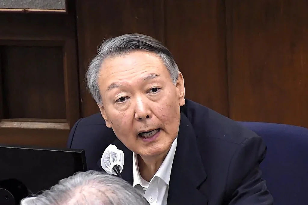 韩国前总统尹锡悦因“无人机事件”被判30年,律师团队将上诉(图) - 1