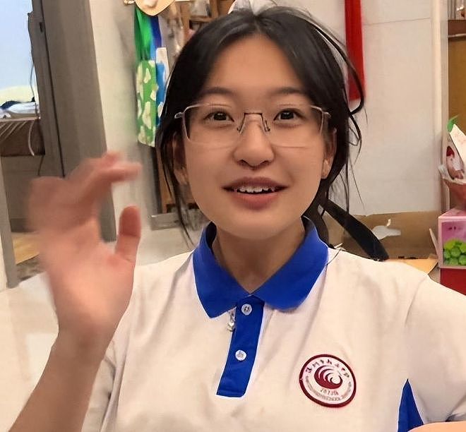 高考剩25分钟换答题卡后续:女生发文道歉,巡查老师表示也被吓到 - 3