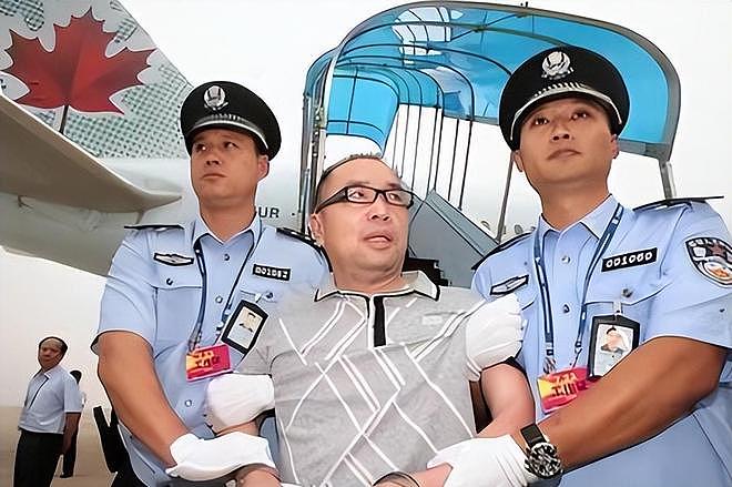 赖昌星的“红楼”有多厉害?官员坦白:享受全套服务,没人能把持 - 19