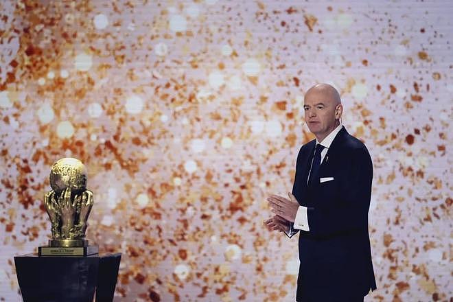 世界杯男模队“消费降级”?法国高定换Nike、德国“务工风”… - 39