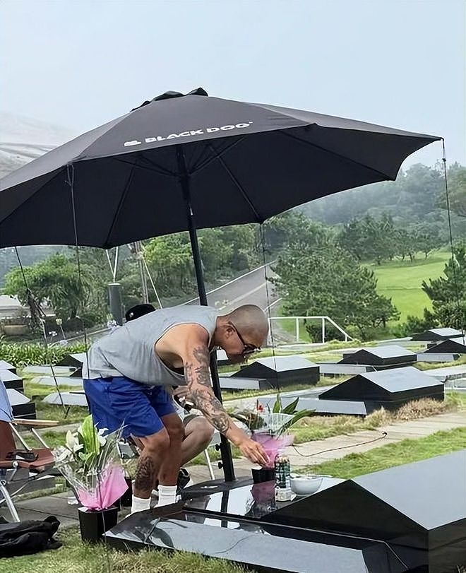 回韩4个月后,具俊晔近况曝光,难怪汪小菲宁愿亏钱也要和大S离婚 - 2
