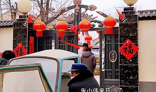 大衣哥回应每月给儿子2万，称儿子没上班，在家做饭看孩子种地 - 14