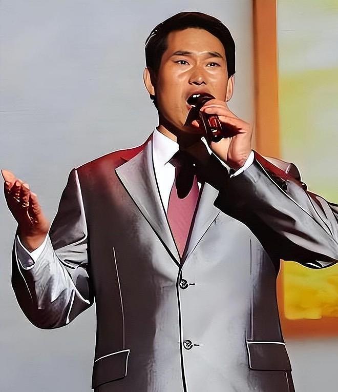 大衣哥回应每月给儿子2万，称儿子没上班，在家做饭看孩子种地 - 21