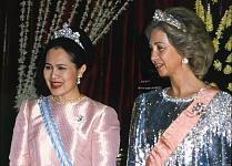 演都不演了？泰国长公主去世仅1天，死因被扒，李嘉诚意外被牵连