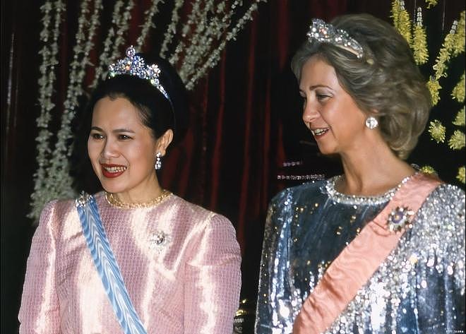 演都不演了?泰国长公主去世仅1天,死因被扒,李嘉诚意外被牵连 - 5