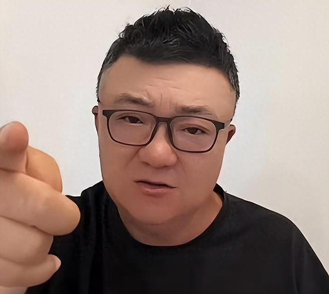 偷鸡不成蚀把米！举报董路后，这位前国脚被扒了个底朝天 - 1