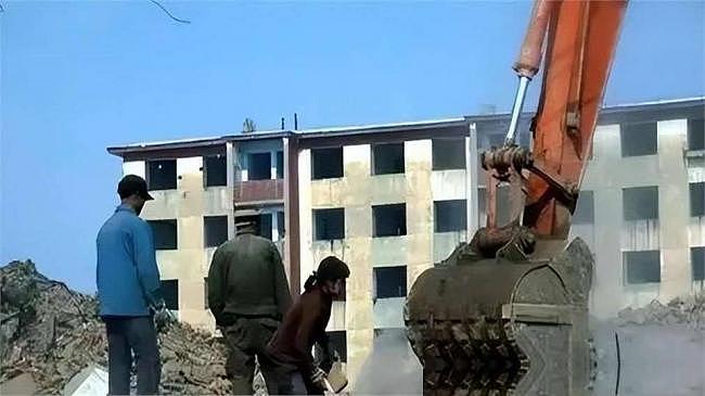 拒绝为南水北调让道!中国“最牛钉子户”现在怎样了?(组图) - 8
