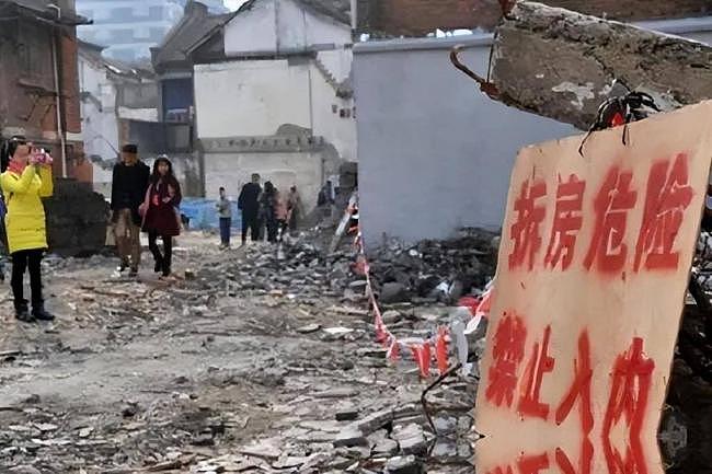 拒绝为南水北调让道!中国“最牛钉子户”现在怎样了?(组图) - 9