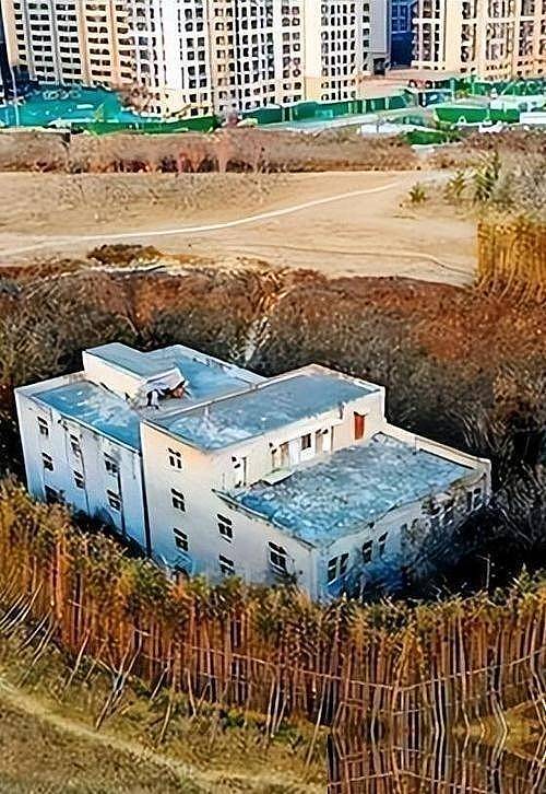 拒绝为南水北调让道!中国“最牛钉子户”现在怎样了?(组图) - 11