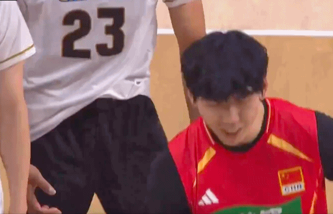 1比3不敌日本，中国球员赛后与对手摆拍庆祝，被批“毫无羞耻心”（组图） - 4