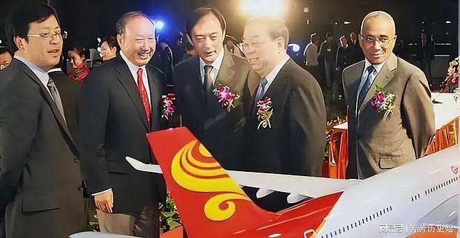 比恒大还惨!中国第二大民企倒了,负债7500亿,创始人被带走(组图) - 3