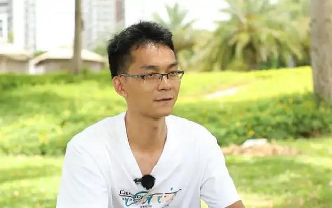 参加16次高考赚30万？唐尚珺再陷争议，私生活被扒（组图） - 2