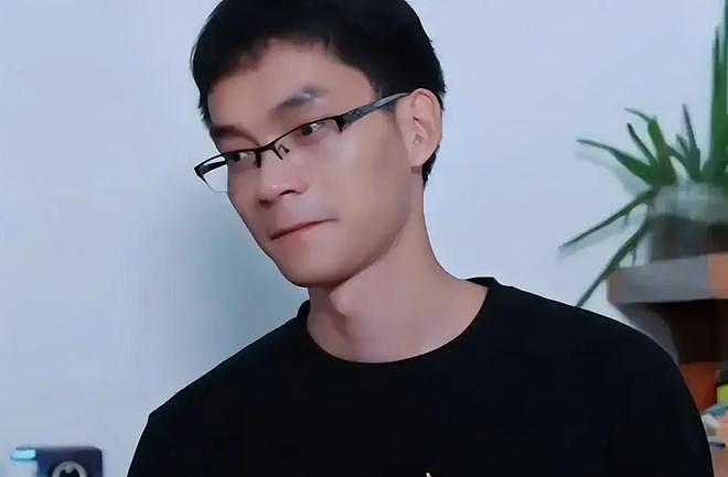 参加16次高考赚30万？唐尚珺再陷争议，私生活被扒（组图） - 7