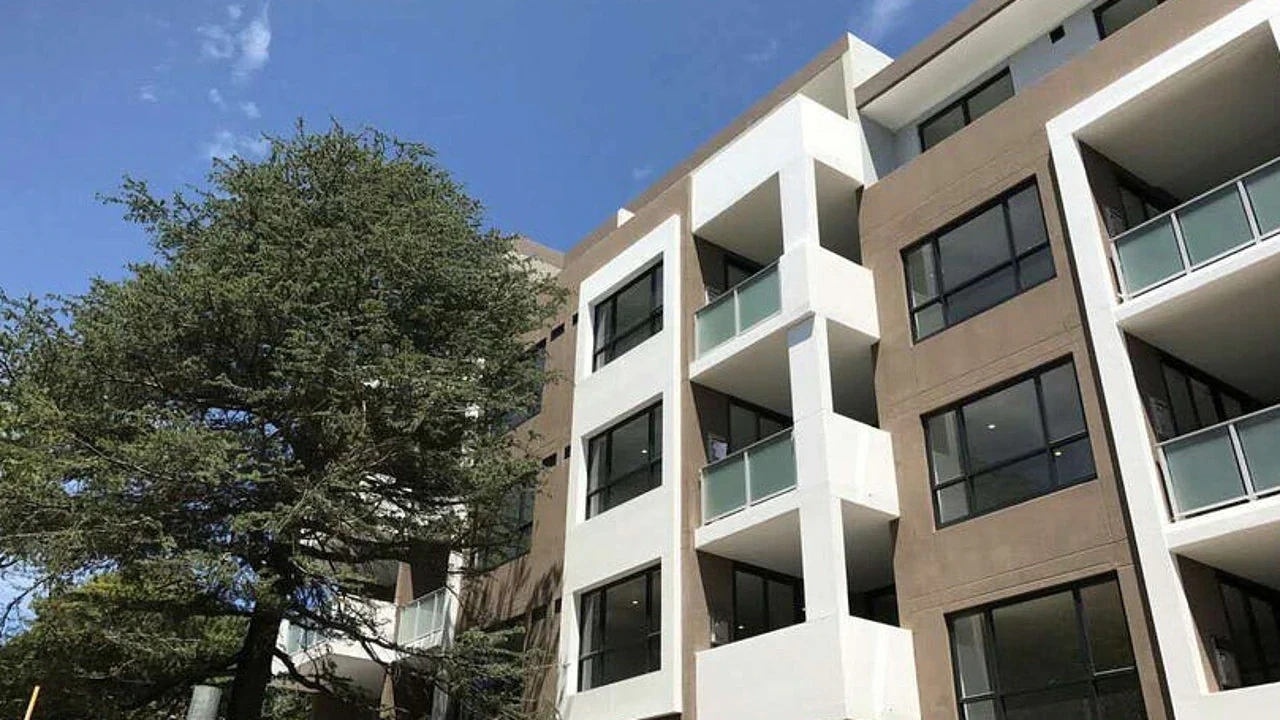 悉尼多地房价大跌,华人区上榜!一年狂降超$20万(组图) - 1