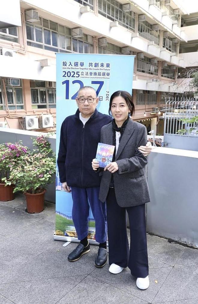 移民英国真相大白后,刘銮雄近况曝光,难怪甘比要抛头露面当网红 - 4