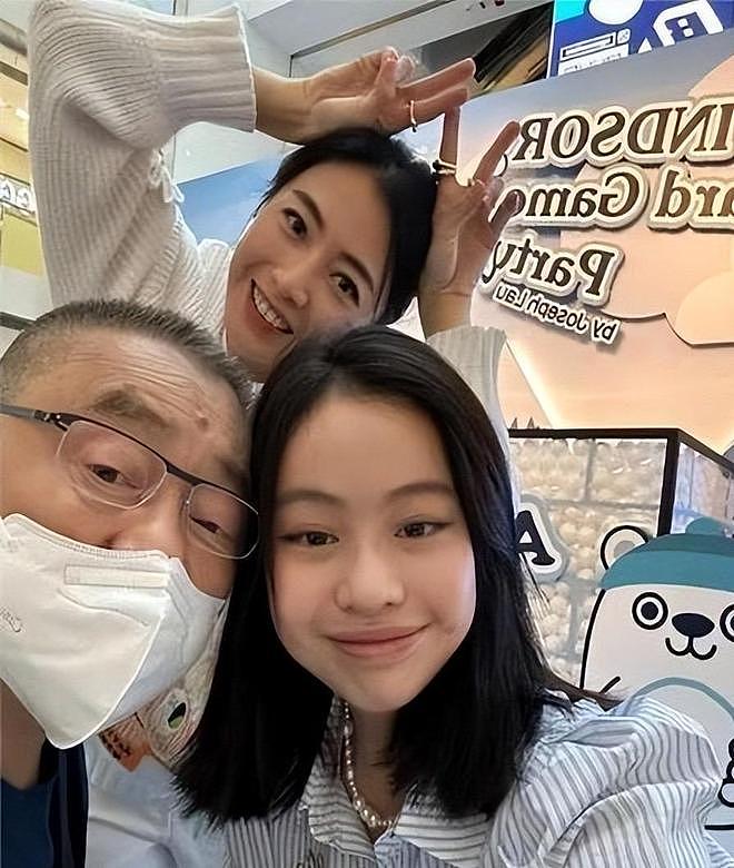 移民英国真相大白后,刘銮雄近况曝光,难怪甘比要抛头露面当网红 - 14