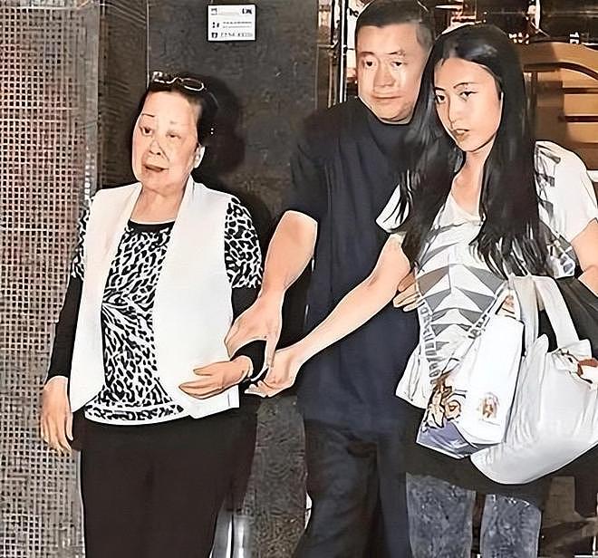 移民英国真相大白后,刘銮雄近况曝光,难怪甘比要抛头露面当网红 - 16