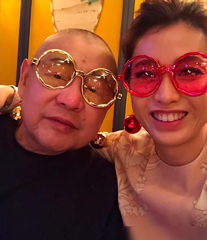 移民英国真相大白后,刘銮雄近况曝光,难怪甘比要抛头露面当网红 - 19