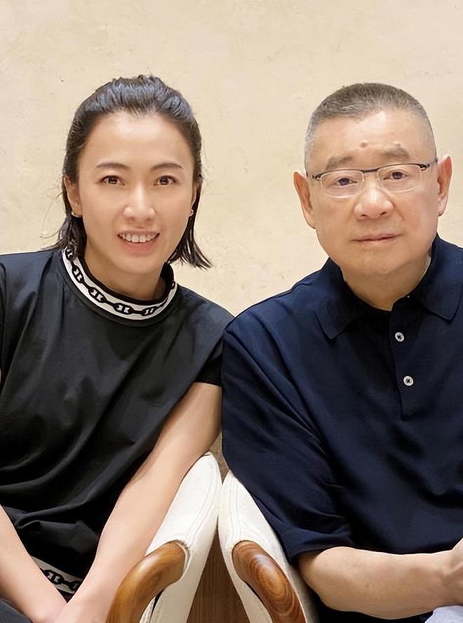 移民英国真相大白后,刘銮雄近况曝光,难怪甘比要抛头露面当网红 - 21