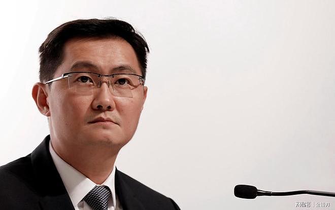 马化腾认了!2.2万亿蒸发,股价跌回九年前,腾讯到底做错了什么 - 1