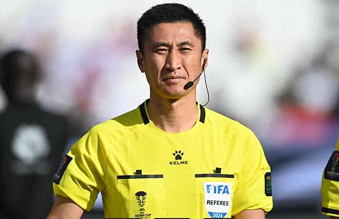 没想到,世界杯刚开始,裁判马宁意外火出圈,原因让人哭笑不得 - 3