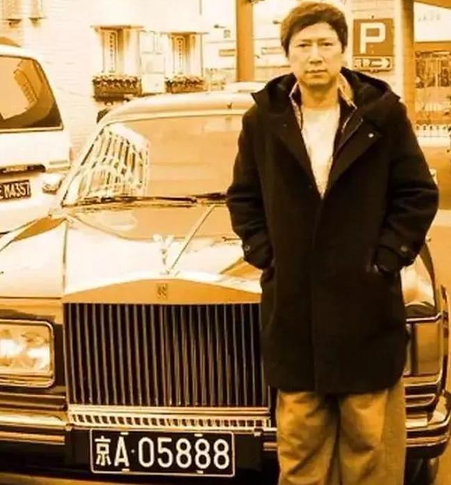 第一软饭男李春平:伺候美国老太10年,继承数亿财产,后来如何? - 15