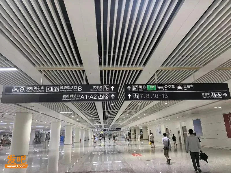 深圳地铁惊现“幽灵出口”！标识突然消失，乘客绕路多年（组图） - 6
