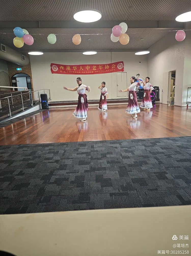 欢腾的五湖四海（组图） - 10