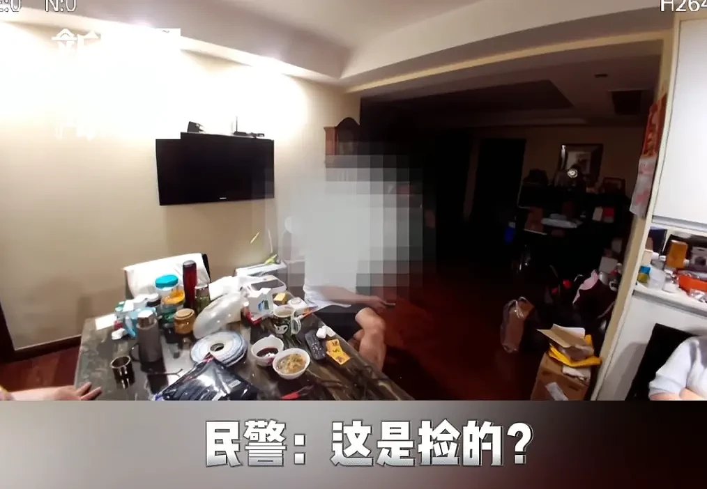 特斯拉后备箱30万现金消失！女车主：可能是...（组图） - 7
