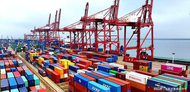 暗战打响了！中方出手10万亿，马斯克工厂外迁，伯恩斯预言成真 - 4