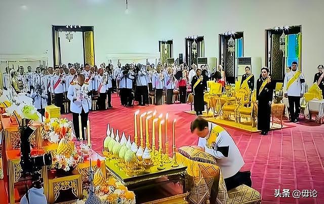 泰国长公主离世,死因曝光太心疼,73岁泰王长跪灵前不起,哭肿双眼(组图) - 14