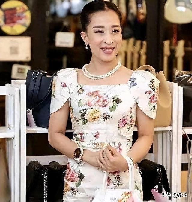 泰国长公主离世,死因曝光太心疼,73岁泰王长跪灵前不起,哭肿双眼(组图) - 17