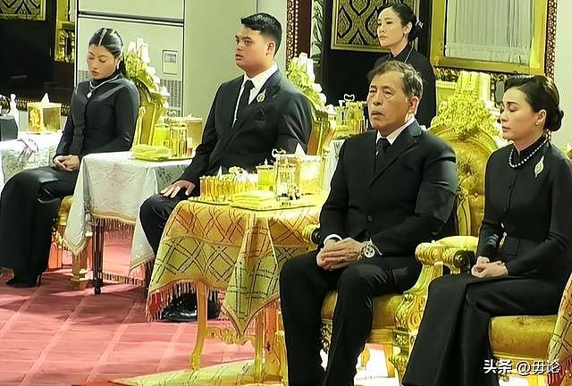泰国长公主离世,死因曝光太心疼,73岁泰王长跪灵前不起,哭肿双眼(组图) - 18