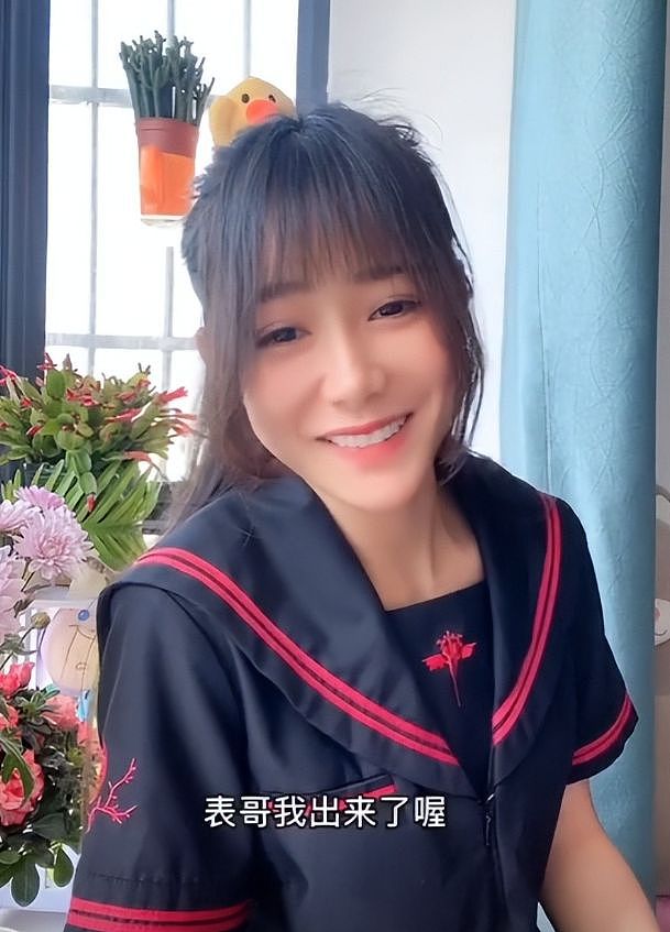 知名网红“表妹李KK”破产!未婚生女后掉粉上百万,转行去卖小吃 - 6