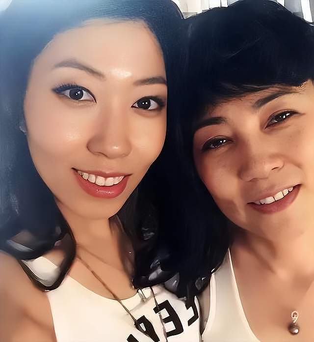 曲婉婷又高调卖惨!发视频反对网暴,却对566个受难家庭绝口不提 - 4