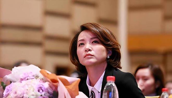 金子终会发光?为丈夫回归家庭的董卿近况曝光,父亲坦言如今处境(组图) - 8