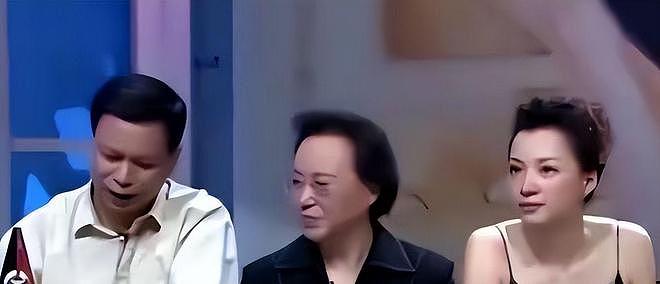 金子终会发光?为丈夫回归家庭的董卿近况曝光,父亲坦言如今处境(组图) - 11