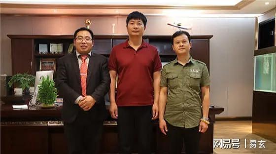 囚禁2000同胞敛财10亿,假面侨领,柬埔寨安徽商会长刘忍电诈黑幕 - 9