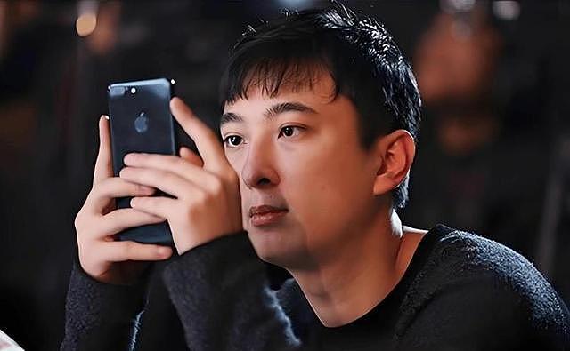 曾经坐拥2600亿!如今身家蒸发95%,首富跌落背后藏连环资本赌局 - 13