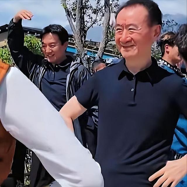 曾经坐拥2600亿!如今身家蒸发95%,首富跌落背后藏连环资本赌局 - 14