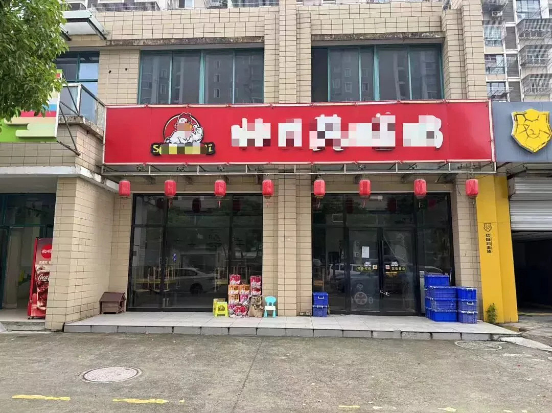 记者采访南通劝烟猝死事件，随行家人遭警察威胁（组图） - 1